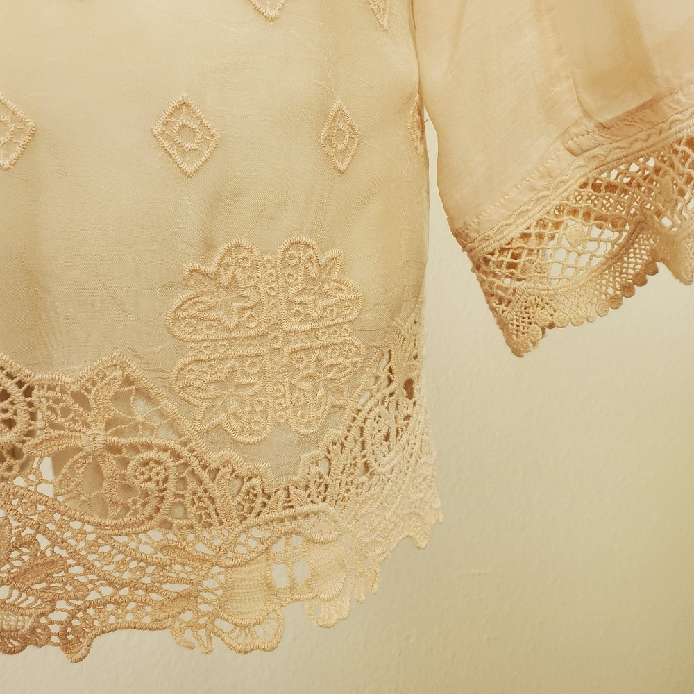 Johnny Was Embroidered Blouse - Picture 4 of 5
